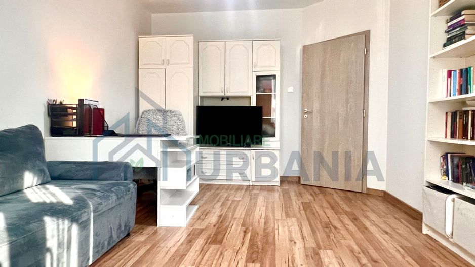 Apartament 2 camere, decomandat, 41,82 mp util + balcon 4,38 mp, loc parcare, str. Dealul Zorilor, zona Complex Eos, Rediu - Poză 2