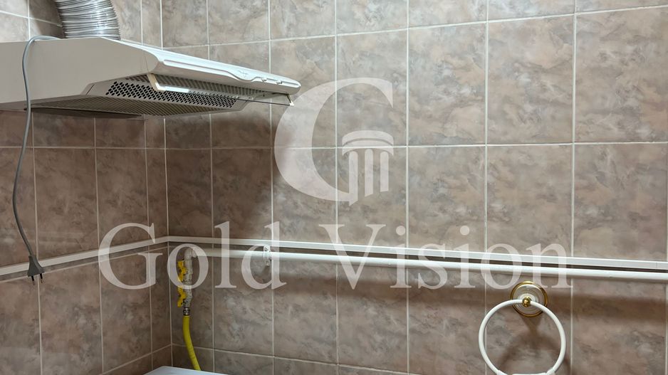Apartament cu 4 camere, decomandat, 80 mp utili, zonă centrală - Poză 6