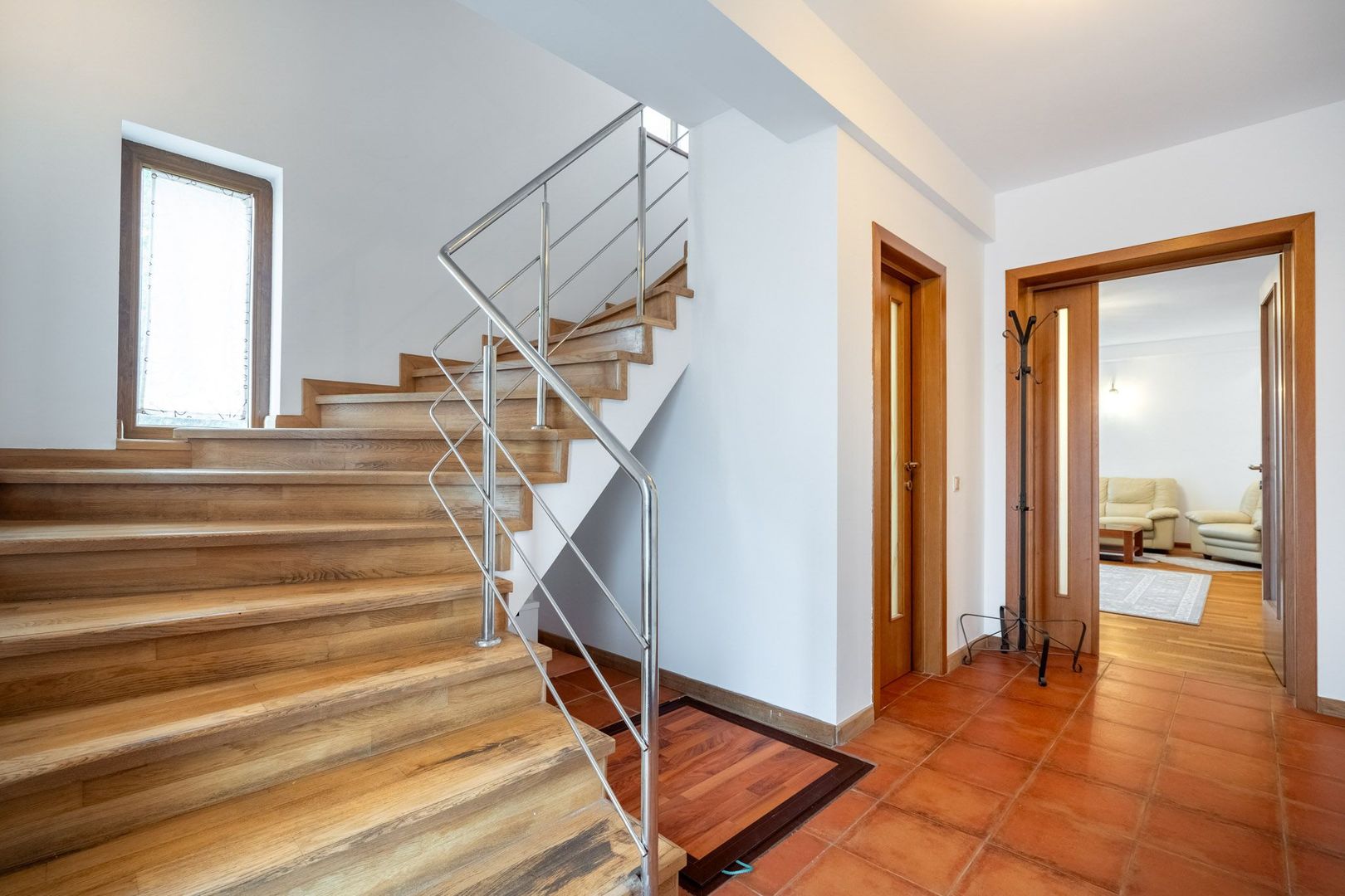 COMISION 0% - Vila P+1+M 6 camere curte 550mp Baneasa  Garlei-Dobrogeanu Gherea - Poză 15