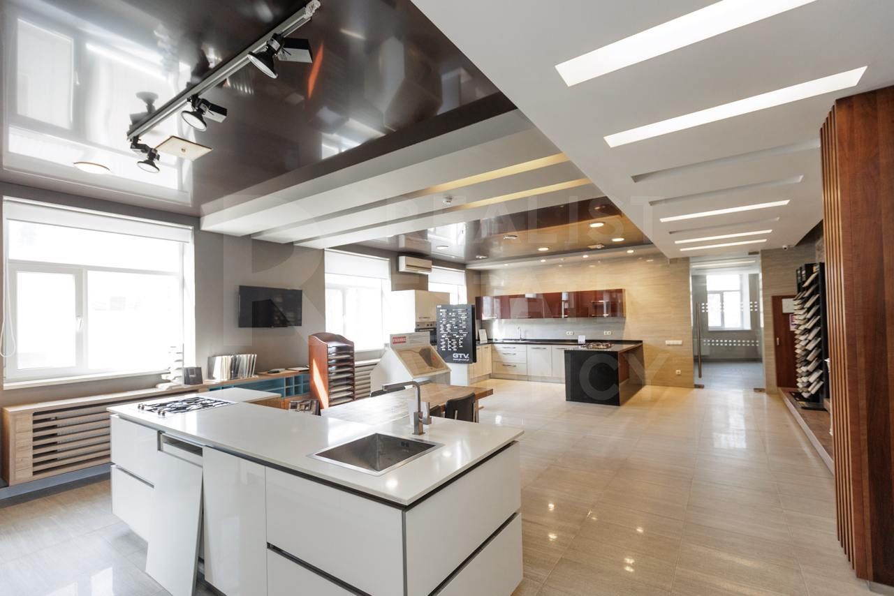 Chirie, spatiu comercial , 370 str. Calea Iesilor, Sculeni - Poză 13