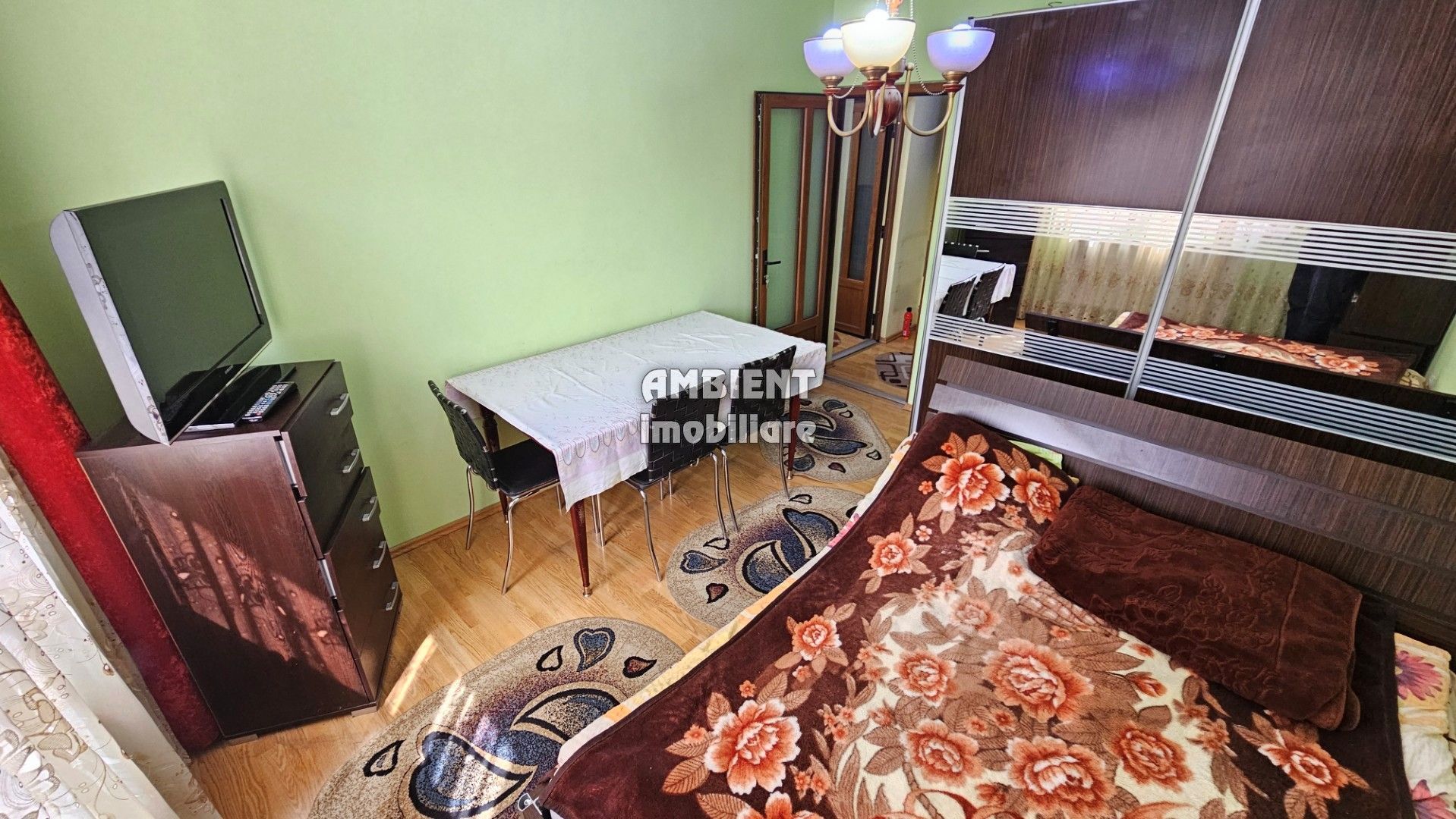 Apartament cu 3 camere, etaj 1, mobilat si utilat, zona CENTRU; - Poză 11