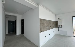 Apartament de vanzare 2 camere- vedere la mare - Poză 10