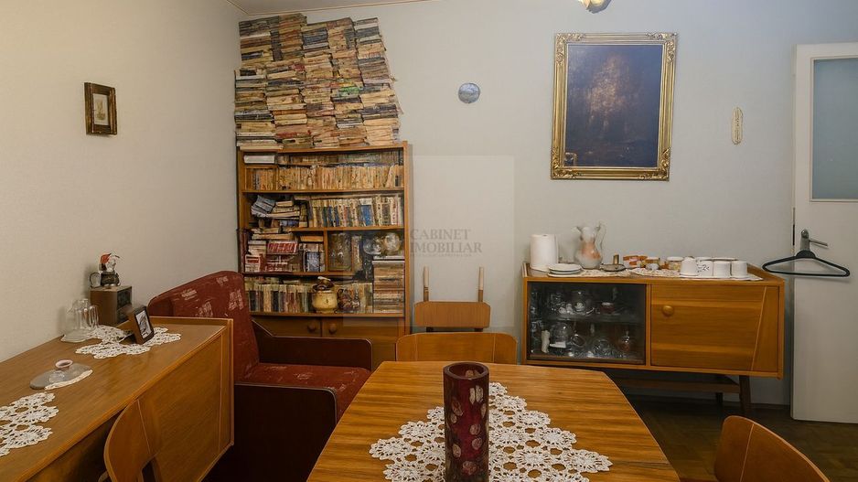 2 camere | Sala Palatului- Cismigiu |  Se vinde nemobilat | Decomandat - Poză 3