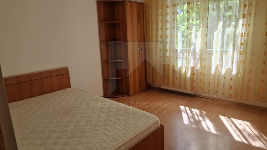 Vanzare apartament 3 camere Sebastian - Prosper - Poză 6