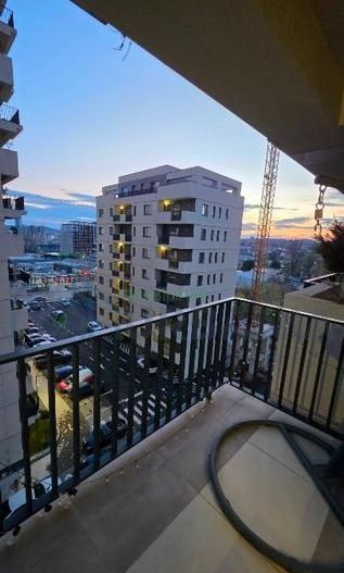 Apartament 2 camere, decomandat, în complexul Evergreen Towers Iași - Poză 7