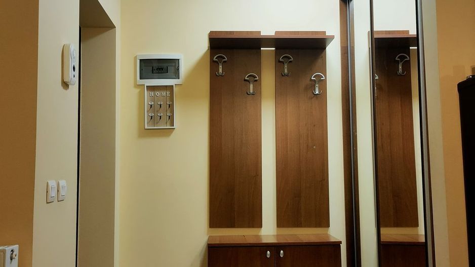 Apartament 3 camere, terasă, balcon închis, parcare - Poză 3