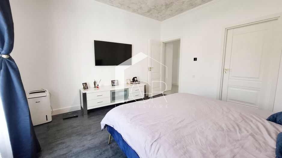 Casa cu 4 camere, parter, Targsoru Nou - Poză 11