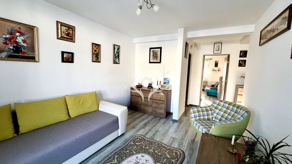 Apartament cu 2 camere decomandate, 2 balcoane, parcare | Str. Cetății - Poză 1