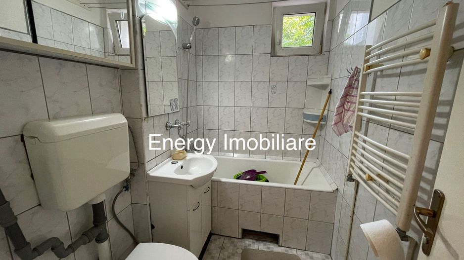 Apartament cu 2 camere, zona Dâmbul Pietros - Poză 5