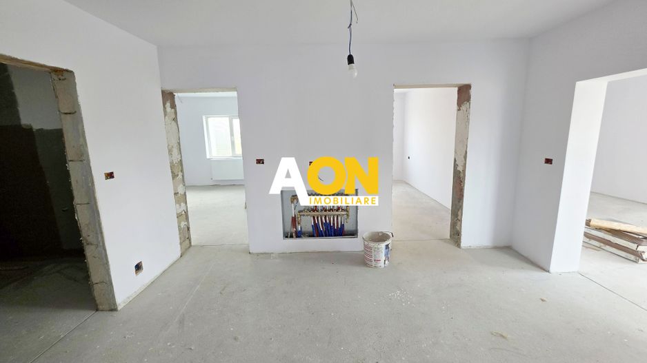 Apartament tip duplex, D+E, 5 camere, la cheie, 450 mp teren, Barabant - Poză 13