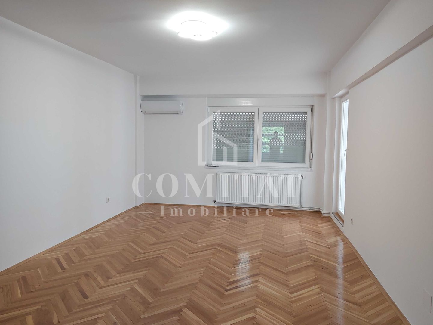 Apartament cu 3 camere | Zonă Ultracentrală - Piața Ștefan cel Mare - Poză 3