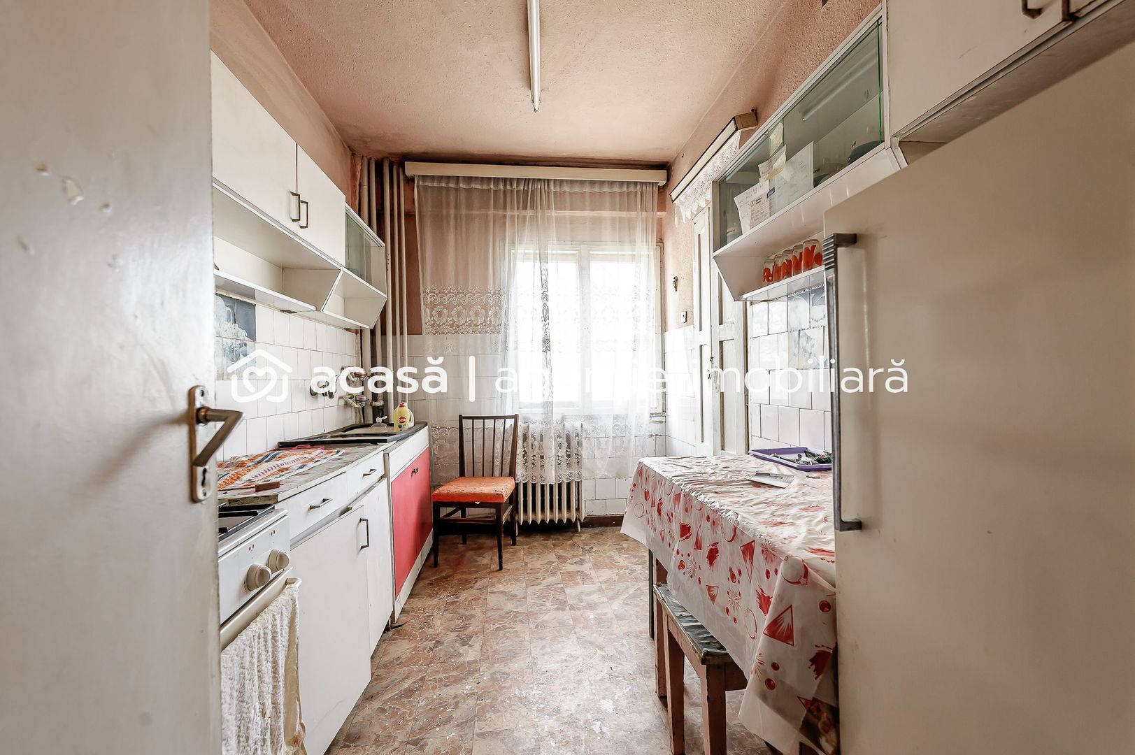 REZERVAT Preț redus Apartament cu 2 camere spatios la etajul 3 - Poză 2