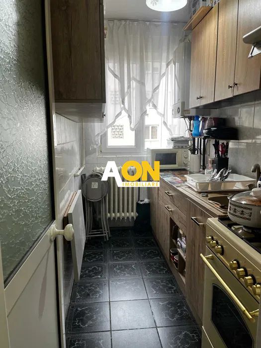 Apartament 2 camere etaj intermediar, Cetate - Poză 3