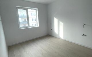 Apartament cu 2 camere in Giroc - Poză 2