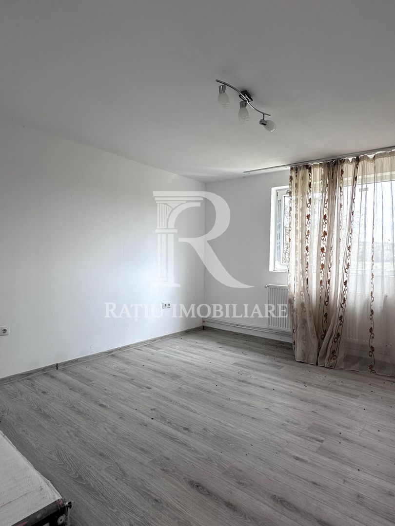 Casa cu livada | teren 2800 mp | Stracos | Bihor - Poză 1