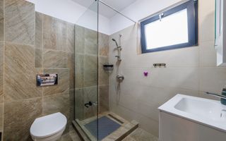 De inchiriat Casa moderna noua in Stefanesti-5 min Pitesti! - Poză 8
