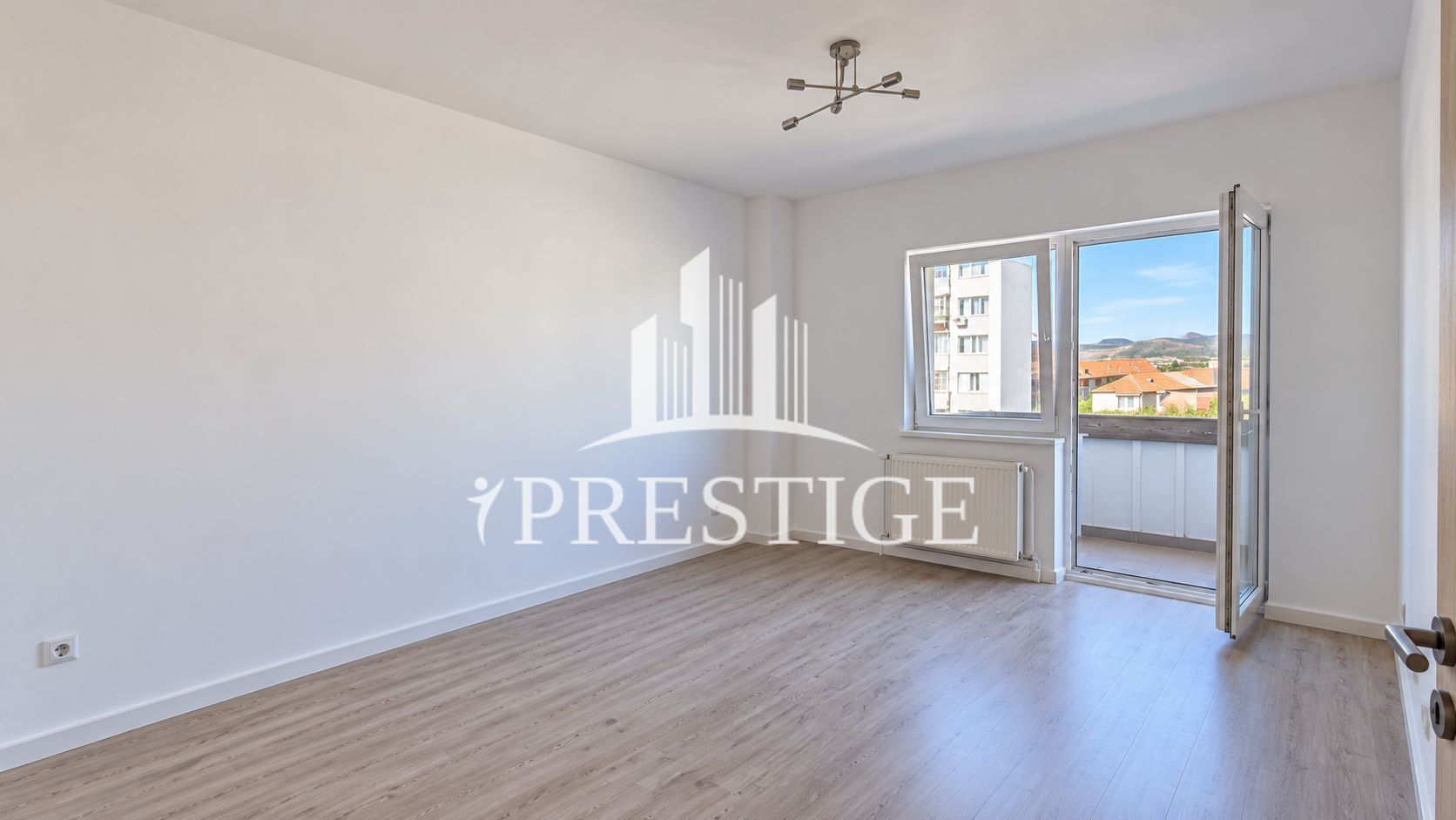 APARTAMENT 3 CAMERE DECOMANDAT, BALCON, RENOVAT, 66 MP,  MIHAI VITEAZU - Poză 2