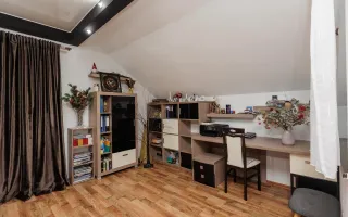 Vânzare, penthouse cu suprafața de 227 mp, str. Romană, Ungheni - Poză 15