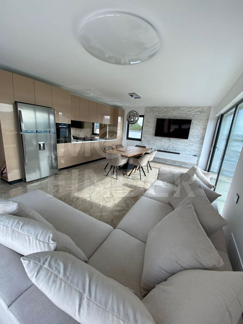 Vanzare Penthouse cu 3 camere, terasa, finisat lux, zona Donath - Poză 4