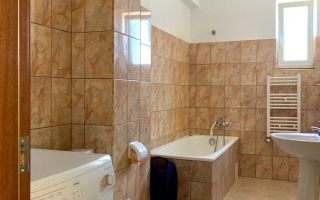 Garsoniera 40 mp decomandata etaj 1 din 2 + parcare dedicata - Poză 5