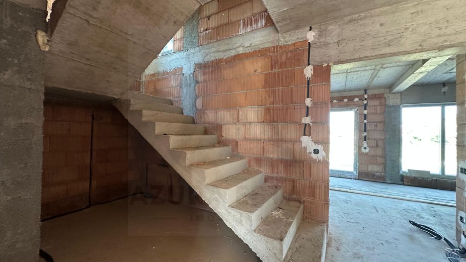 Casă tip duplex curte 350 mp 120 mp utili terasa 22 mp Sura Mare - Poză 15