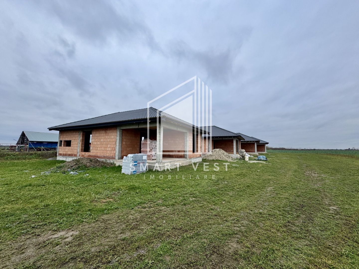 Casa in rosu tip mediteranean | 120 mp | Zona Vetis - Poză 11