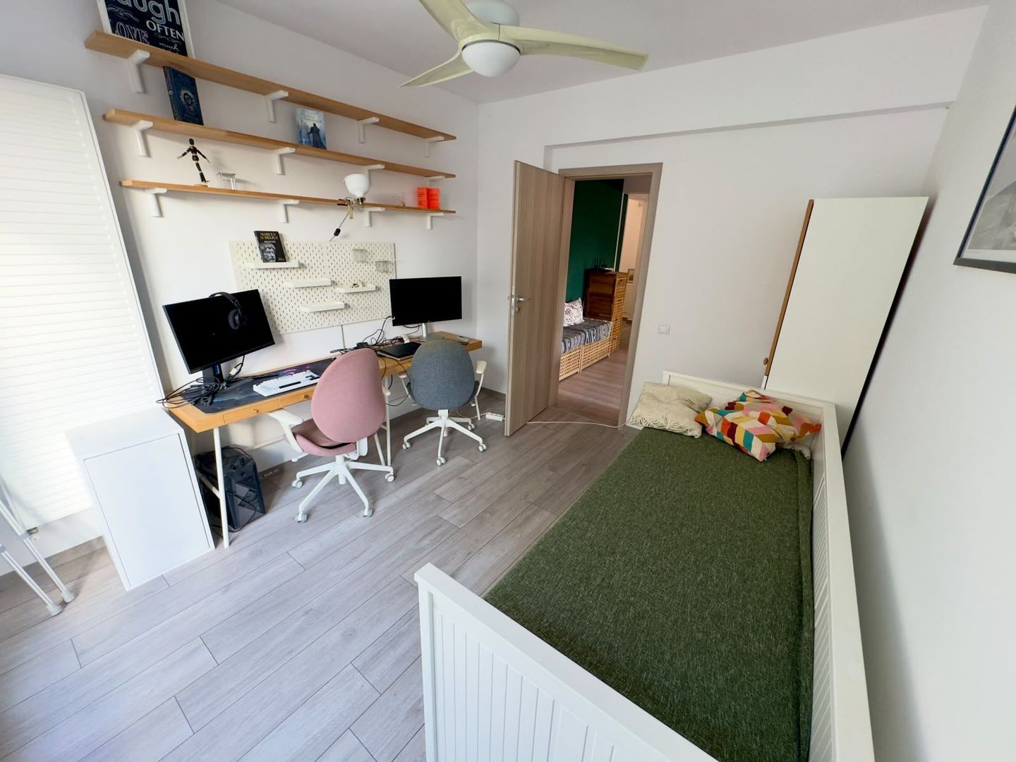 3 camere Semidecomandat | 2 bai | Parcare | Mobilat Utilat | Curte - Poză 17