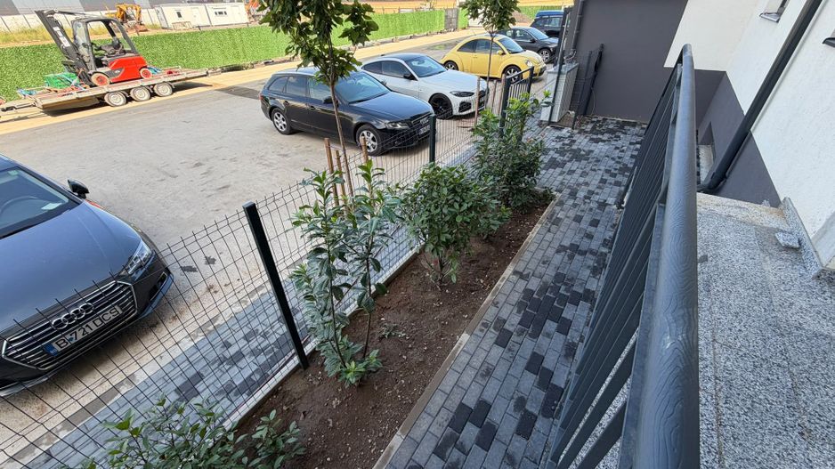 AP. 2 CAMERE- PARCARE, CURTE PROPRIE, CENTRALA, BUCATARIE INCHISA - Poză 8