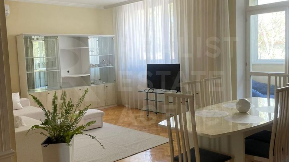 Chirie, apartament, 3 camere, str. 31 August 1989, Centru - Poză 1