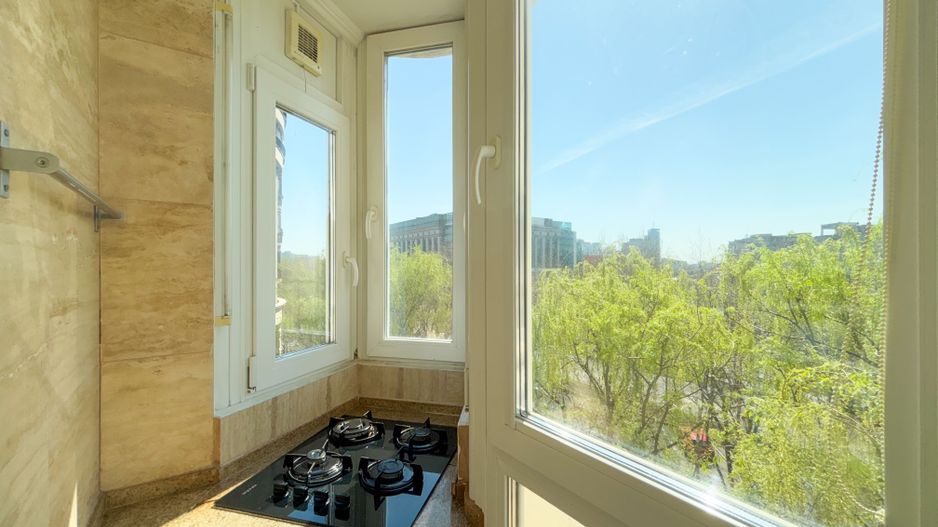 Chirie | Apartament 3 camere | Ultracentral | Metrou Piața Unirii - Poză 8