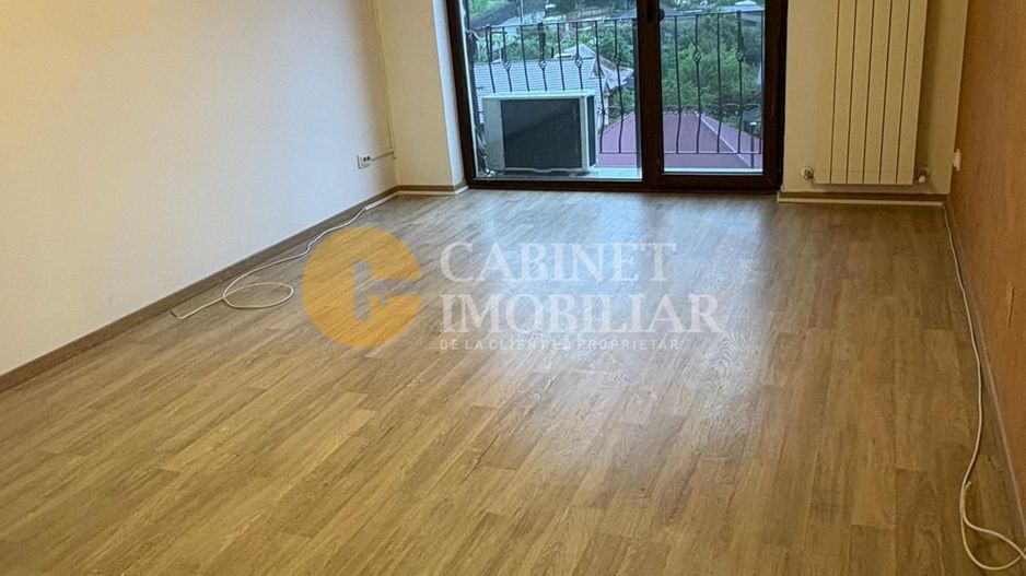2 CAMERE DECOMANDAT-52 MP-ETAJ 3- PARCARE - ZONA POITIERS - Poză 1