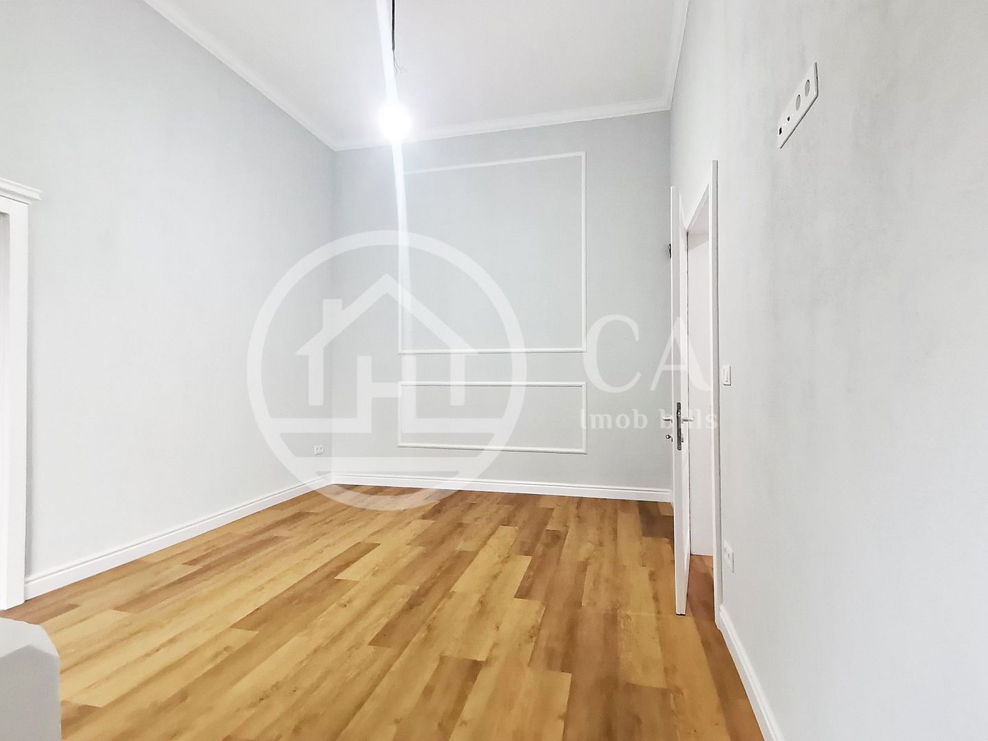 Apartament de inchiriat cu 2 camere in zona ultracentrala, Oradea - Poză 3