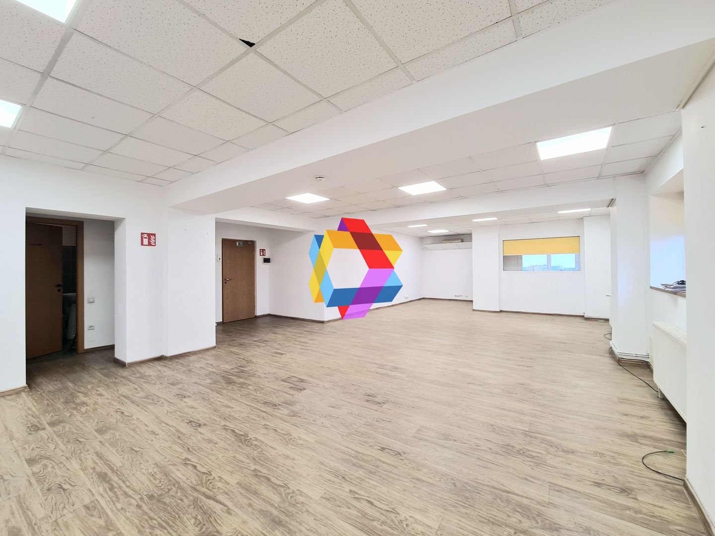 Spatiu birouri de închiriat Brasov - 130 mp  # spatii-comerciale-brasov.ro - Poză 1