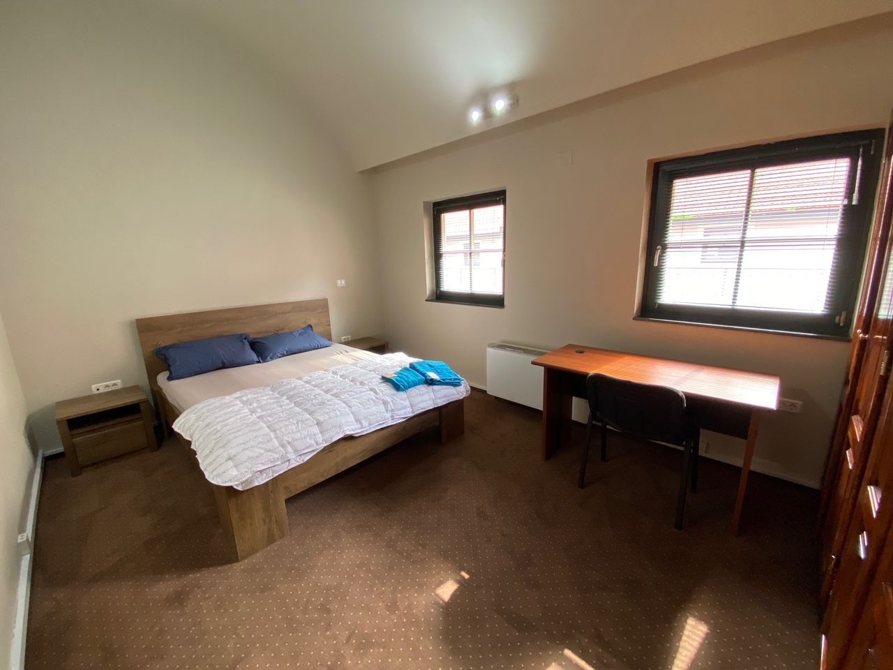 Apartament 4 camere de inchiriat zona Piata Unirii - Poză 2