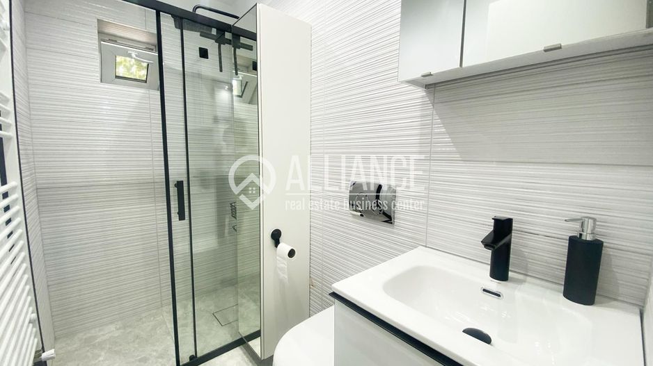 Valu lui Traian (COD 07) Casă  3 camere cu teren  de 930 mp - Poză 8