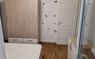 Apartament 2 camere decomandat -spatios ,balcon inchis, zona Sarelui - Poză 2