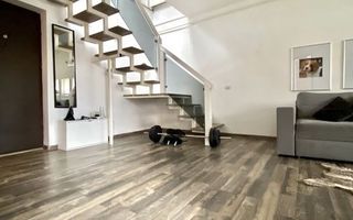 Apartament 3 camere, pe 2 niveluri, Florești, zonă centrala. - Poză 2