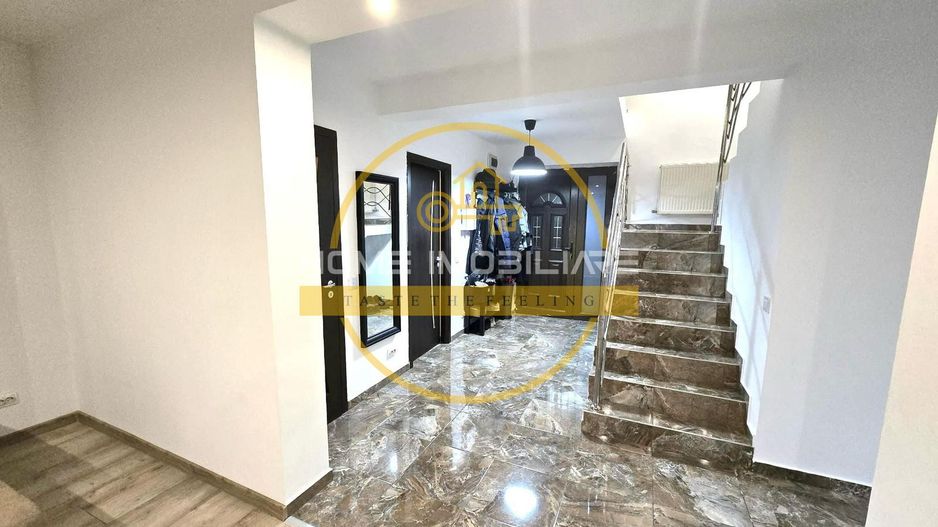 Casă de vânzare Zona Bucium - Poză 2