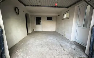 Casă individuală 4 camere 2 garaje 150 mp + anexa și gradina - Poză 39