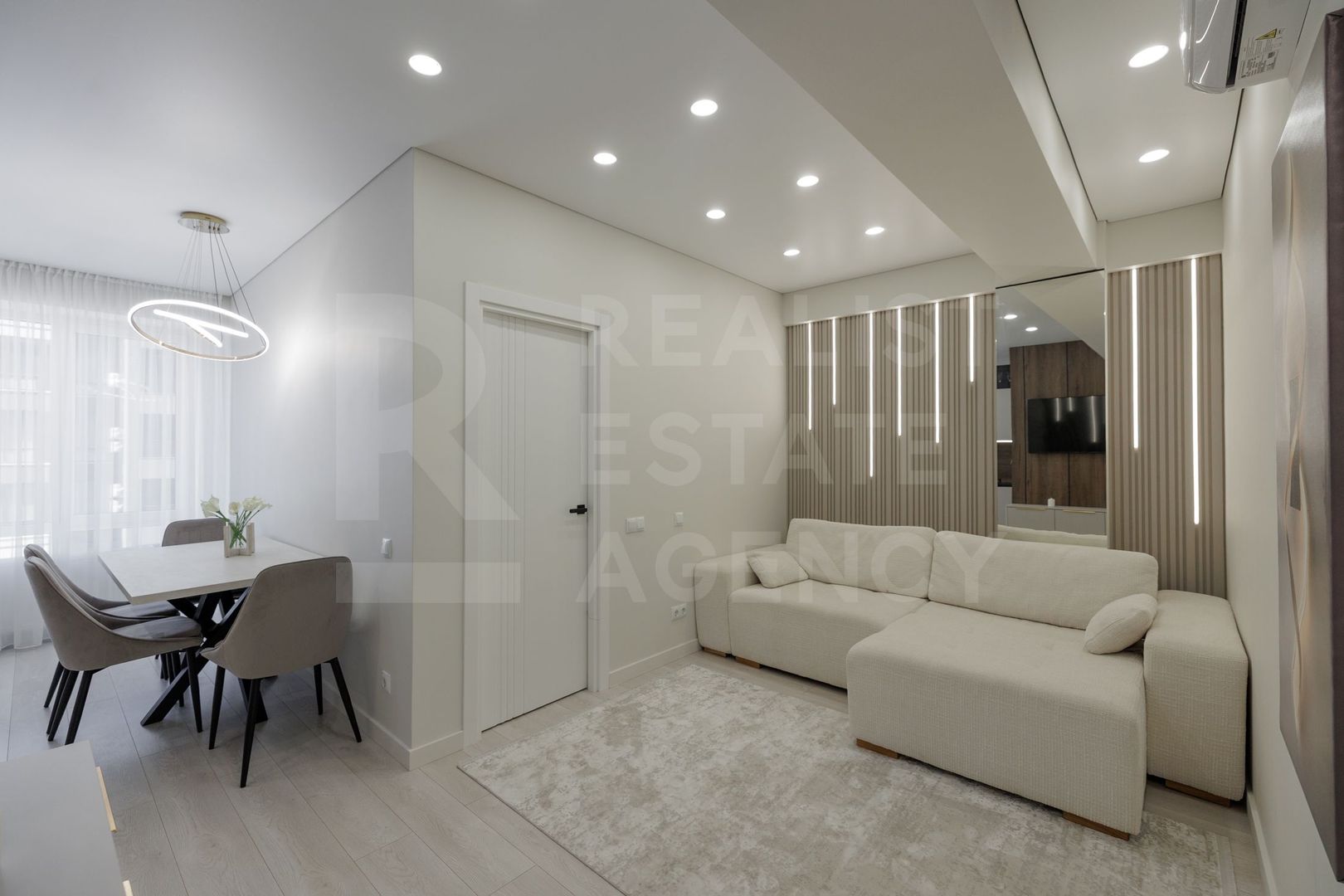 Vânzare, apartament, 3 camere, str. Calea Ieșilor, Sculeni - Poză 7