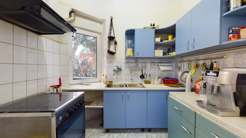 Apartament cu 4 camere la casa in centru - Poză 1