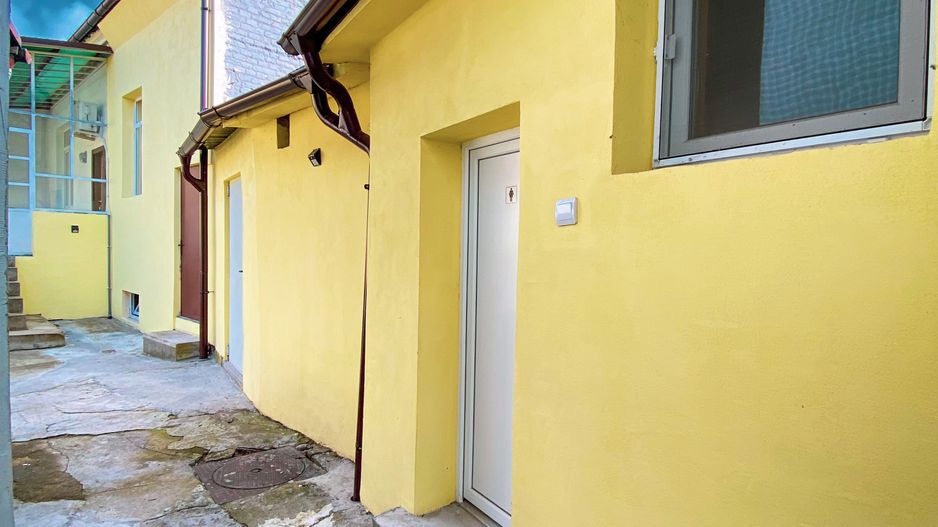 Cladire cu multiple spatii comerciale | P-ta Maria - Sinaia | 1425 MP - Poză 11