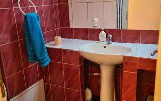 3 camere 93 mp 2/7 Calea Bucuresti - Vodafone - Poză 8