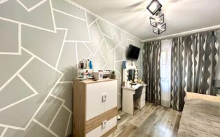 Apartament de vânzare 3 camere/ Eroilor / Floresti - Poză 8