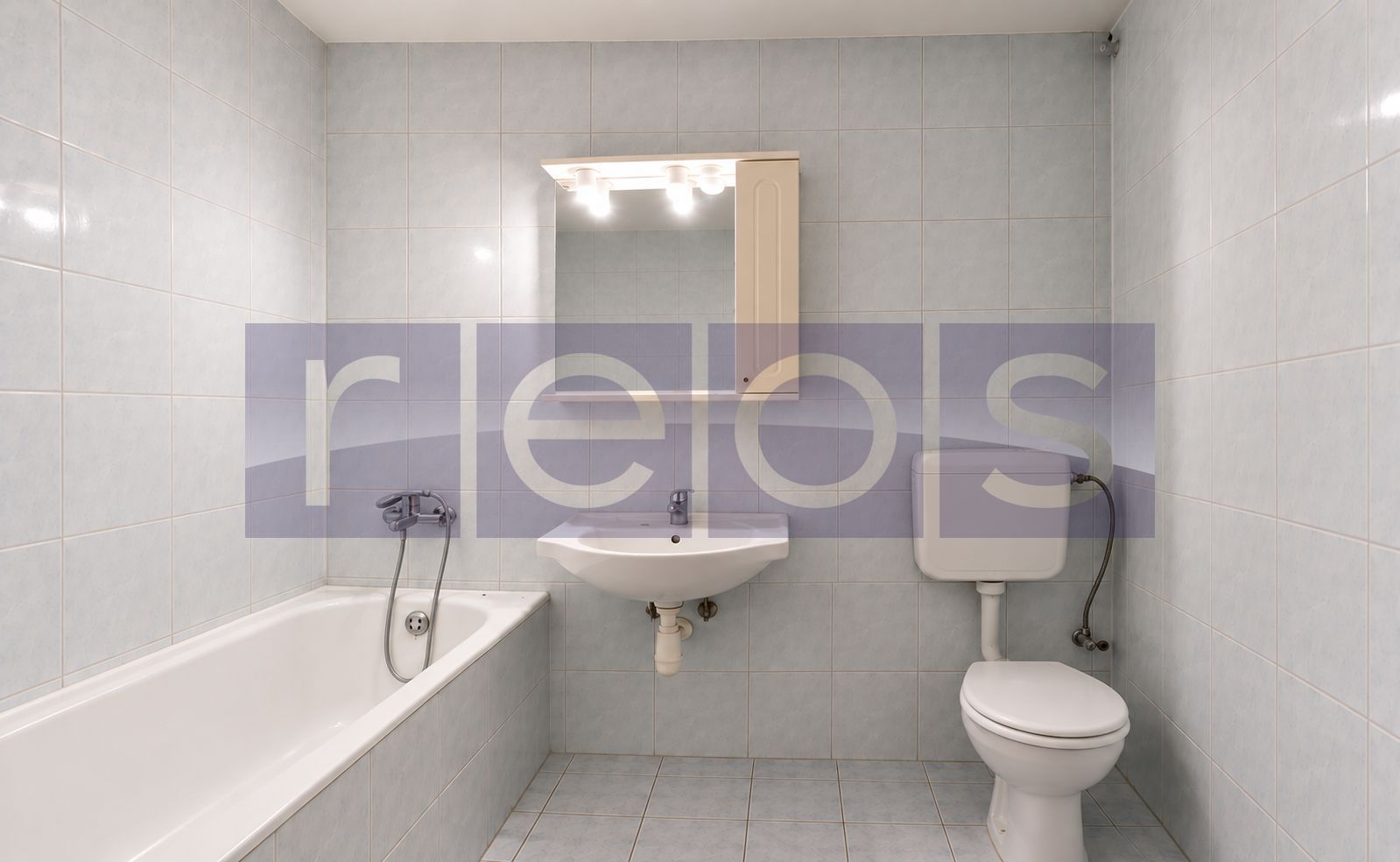DE VANZARE APARTAMENT 2 CAMERE DECOMANDAT 55 MP GORJULUI METROU - Poză 4