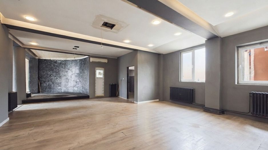 Spațiu Comercial 191 mp | Decebal | Etaj 1 - Poză 2