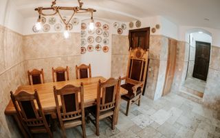 Casa de vanzare 4 camere, zona centrala Gherla - Poză 3