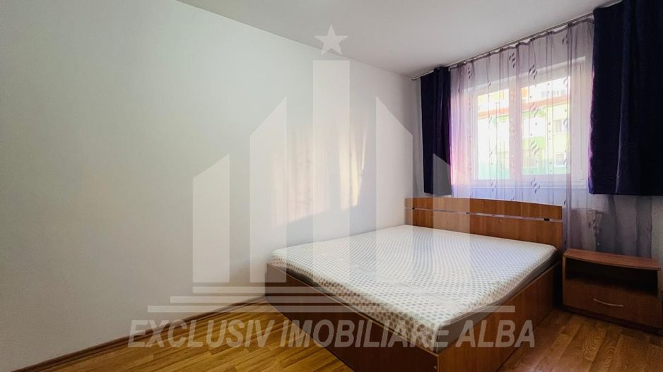 Apartament cu 2 camere de inchiriat, Cetate - Poză 2
