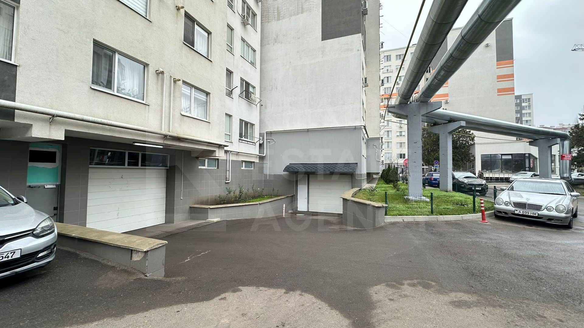 Vânzare, parcare , 20 mp, strada Sprîncenoaia, Centru - Poză 2