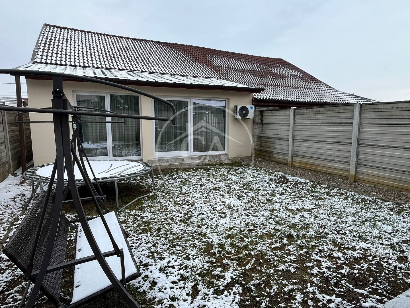 Casă de vânzare tip duplex cu 4 camere în Nojorid, Oradea. - Poză 23